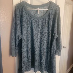 Shark bite, 3/4 sleeve